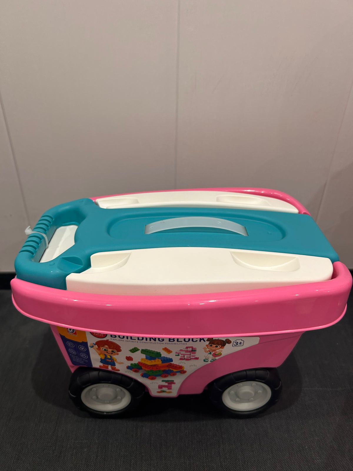 Rolling Building Blocks Trolley 168pcs (Ages 3+) Pink | C963257 | CityGo