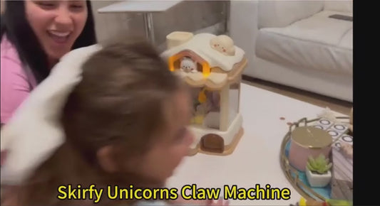 Citygo SnowCastle Bear Snow House Claw Machine – Home Arcade Toy for Kids | C675009